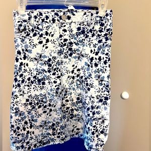 Women’s skirt, size 8